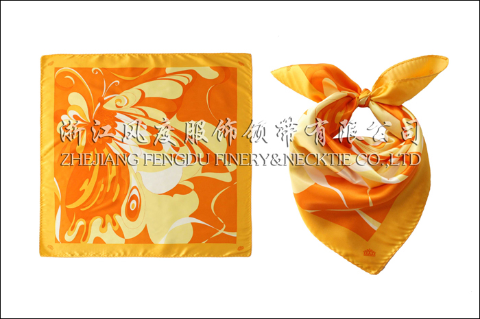 平安保險 仿絲小方巾 規(guī)格： 53x53cm
